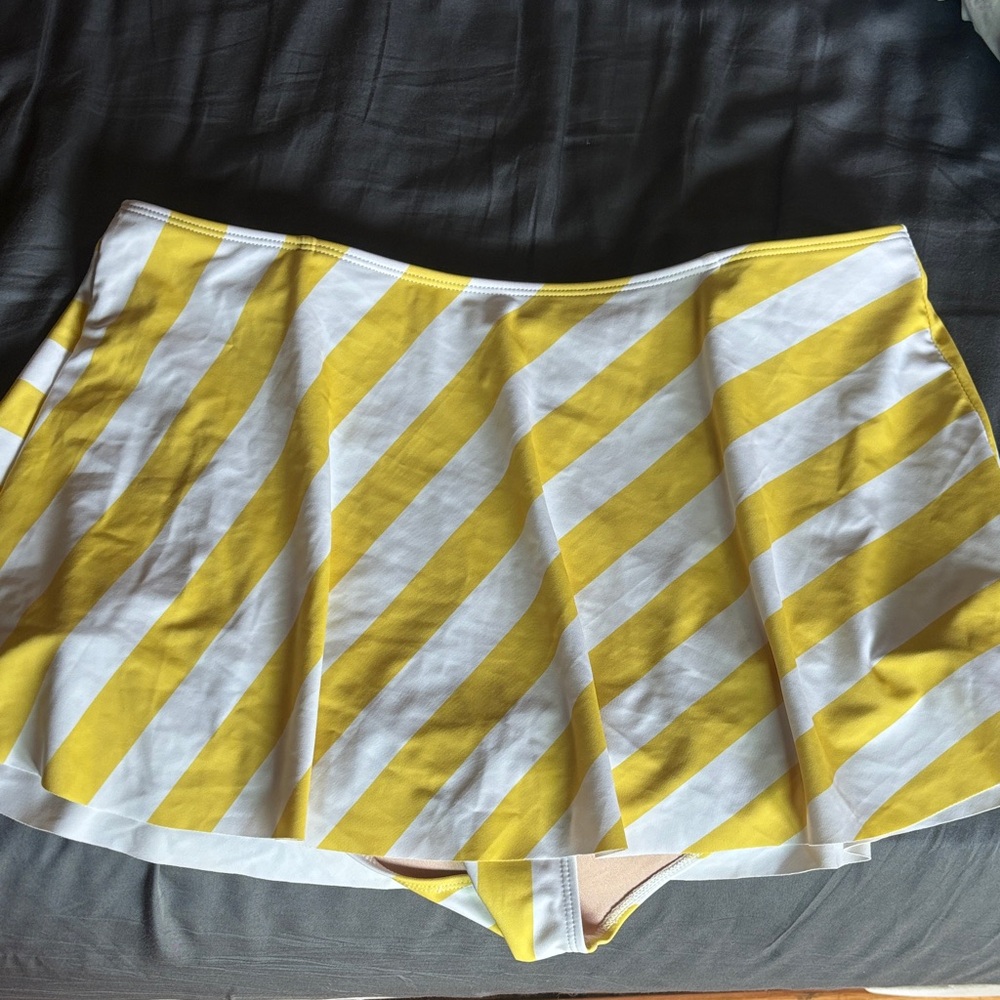 Kortni Jeane Cream and Yellow Swimwear